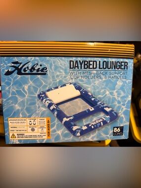 Hobie daubed lounger w/mesh back support cup holders & handles -NEW